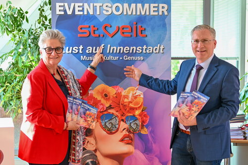 Sommerprogramm Lust auf Innenstadt Eventfolder, Vzbgm. Radaelli und Bgm. Kulmer.jpg